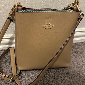 Coach Bag ! Lightweight !